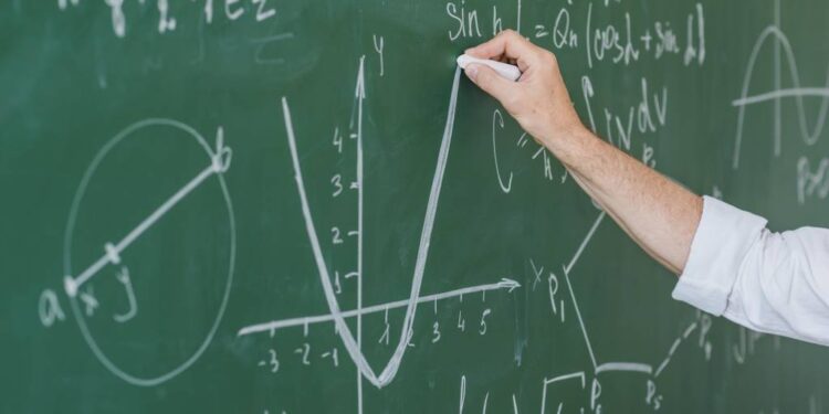 Öğretmenin Ücretlisi Olmaz!