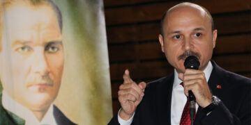 Sözleşmeli İstihdam Kökten Kaldırılmalıdır!