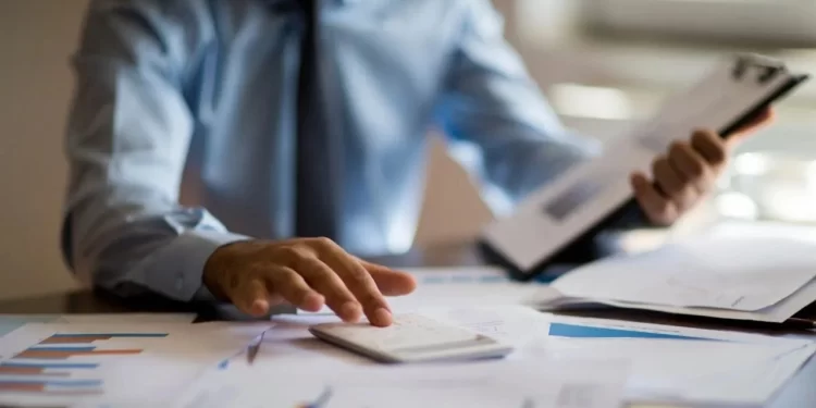 Tüm Kamu Çalışanları %15’lik Vergi Dilimine Sabitlensin!