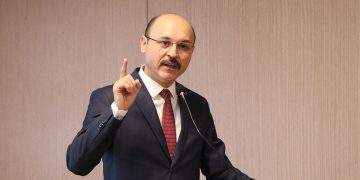 DEVLET MEMURUNUN SADAKAT GÖSTERECEĞİ TEK YER, DEVLETTİR!