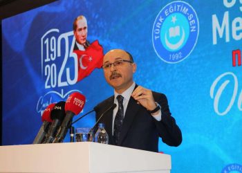 ÜCRETLİ ÖĞRETMENLERE FİTRE BEDELİ BİLE LAYIK GÖRÜLMÜYOR!