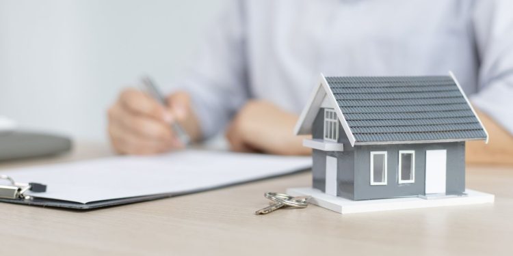 LOJMAN TAHLİYESİ İLE İLGİLİ YÜRÜTMEYİ DURDURMA KARARI