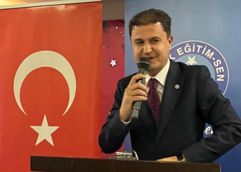 KİRLENEN SENDİKAL ZEMİN TÜRK EĞİTİM-SEN ÜYELERİNİN GAYRETLERİYLE TEMİZLENECEK!