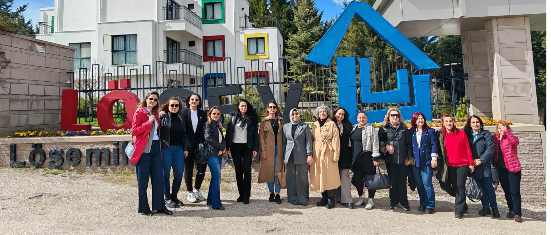 TÜRK EĞİTİM SEN MERKEZ KADIN KOMİSYONLARI LÖSEV’i ZİYARET ETTİ